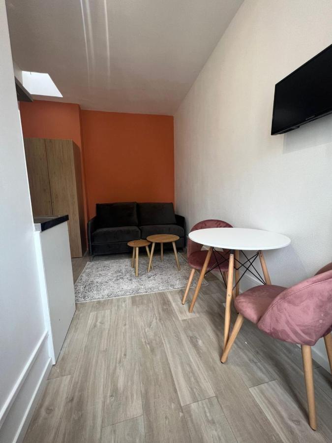 Studio - Buttes Chaumont Paris Exterior foto